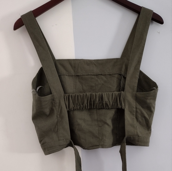 OPEN BACK CROP TOP - SIZE MED...NEW WITH TAGS! - Picture 4 of 4